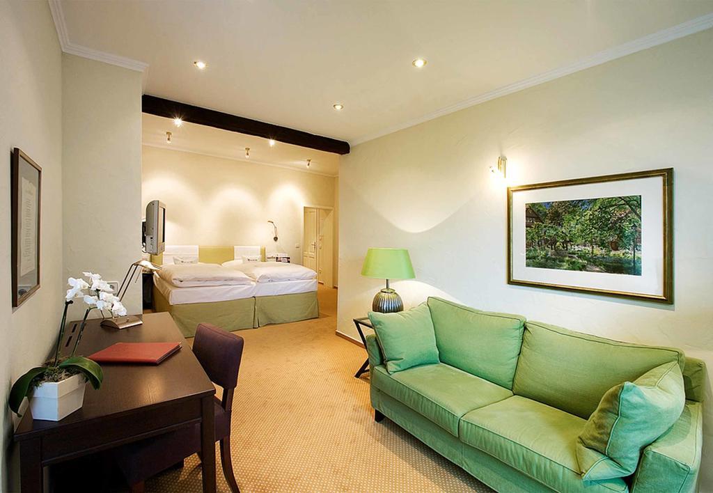 Romantik Hof Zur Linde Hotel Munster (North Rhine-Westphalia)